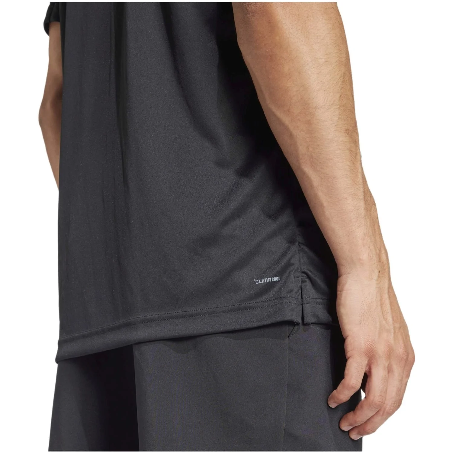 ADIDAS CLUB 3STR Negro FW26 ALE GALAN (Camiseta) - Image 4